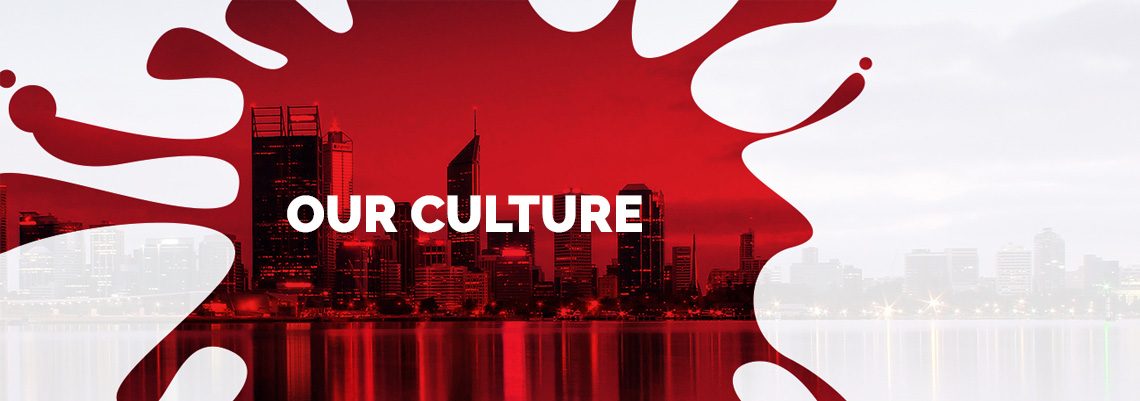 командная работа. креативная команда. группа людей за столом. люди в офисе. группа людей в офисе.